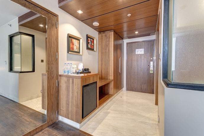 Imagen de la habitación del Hotel Holiday Inn Kolkata Airport, An Ihg. Foto 15