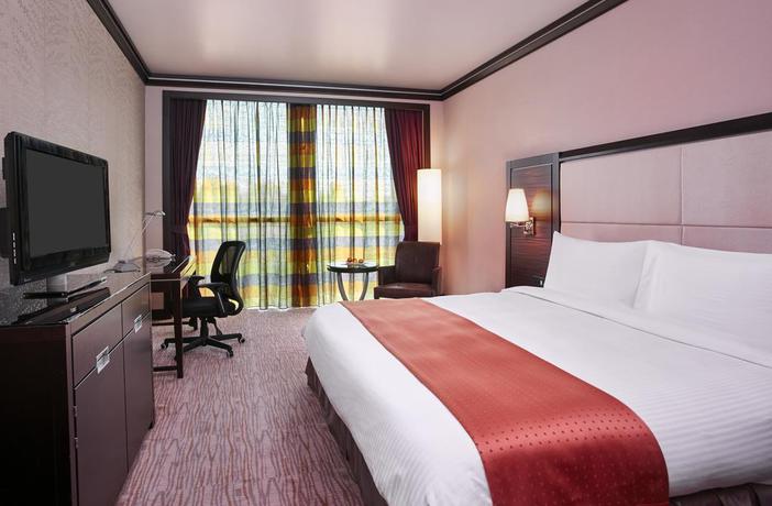 Imagen de la habitación del Hotel Holiday Inn Kuwait Al Thuraya City, An Ihg. Foto 13