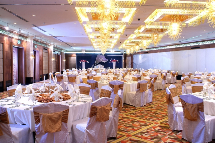 Imagen de los interiores del Hotel Holiday Inn Kuwait, An Ihg. Foto 9