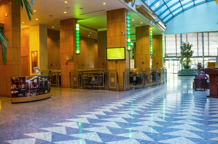 Imagen de los interiores del Hotel Holiday Inn Kuwait, An Ihg. Foto 11