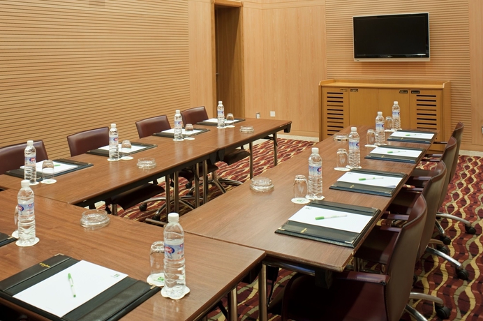 Imagen de los interiores del Hotel Holiday Inn Kuwait, An Ihg. Foto 12