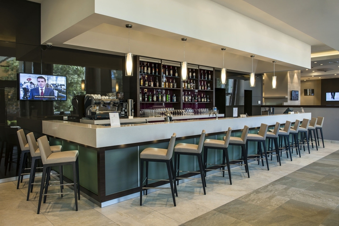 Imagen del bar/restaurante del Hotel Holiday Inn Kyiv, An Ihg. Foto 3