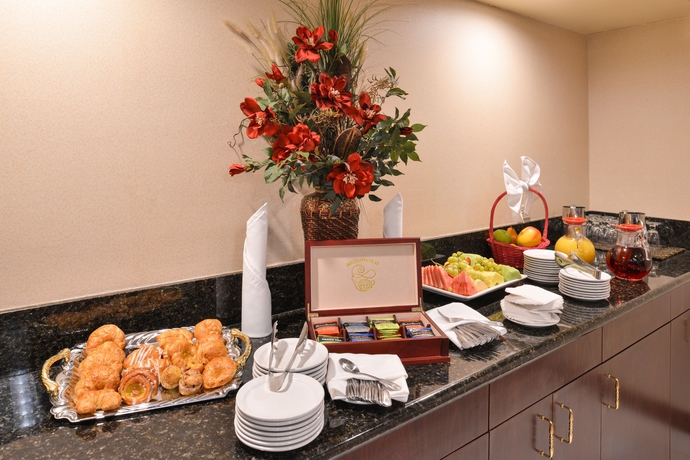 Imagen del bar/restaurante del Hotel Holiday Inn La Mirada, An Ihg. Foto 4