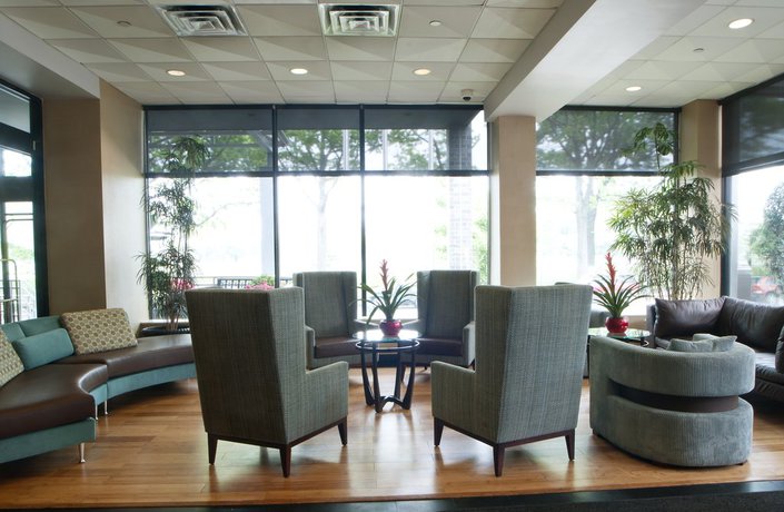 Imagen general del Hotel Holiday Inn Laguardia Airport. Foto 11