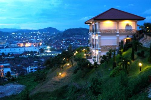 Imagen general del Hotel Holiday Inn Lampung Bukit Randu, an IHG. Foto 2