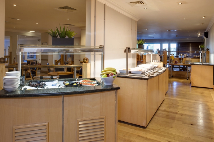 Imagen del bar/restaurante del Hotel Holiday Inn Leeds Wakefield M1 Jct.40, An Ihg. Foto 3