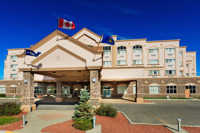 Imagen de los exteriores del Hotel Holiday Inn Lethbridge, An Ihg. Foto 10