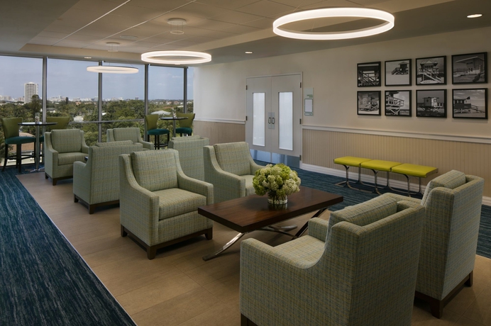 Imagen de los interiores del Hotel Holiday Inn Lido Beach. Foto 11