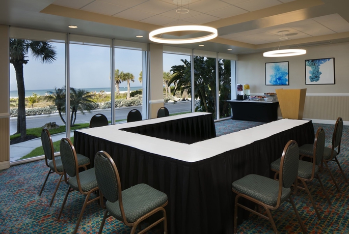 Imagen de los interiores del Hotel Holiday Inn Lido Beach. Foto 13