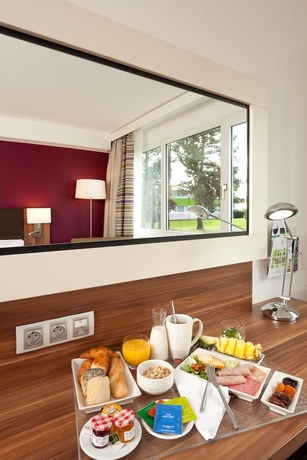 Imagen de la habitación del Hotel Holiday Inn Lille - Ouest Englos, An Ihg. Foto 10