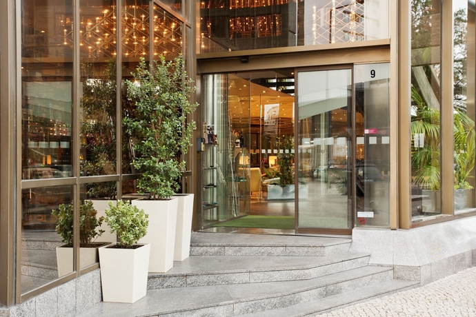 Imagen de los exteriores del Hotel Holiday Inn Lisbon Continental, An Ihg. Foto 8