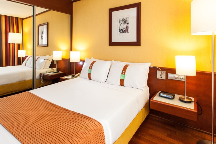 Imagen de la habitación del Hotel Holiday Inn Lisbon Continental, An Ihg. Foto 6