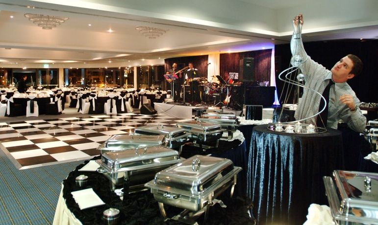 Imagen de los interiores del Hotel Holiday Inn London Brentford Lock. Foto 12