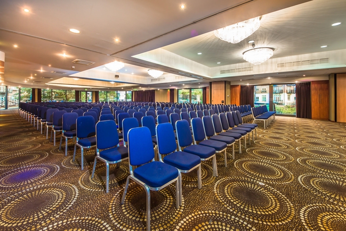 Imagen de los interiores del Hotel Holiday Inn London Brentford Lock. Foto 14