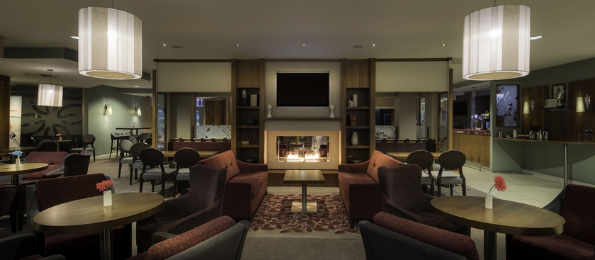 Imagen de los interiores del Hotel Holiday Inn London Luton North. Foto 13