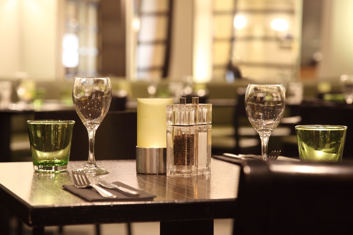 Imagen del bar/restaurante del Hotel Holiday Inn London - Regent's Park, An Ihg. Foto 3