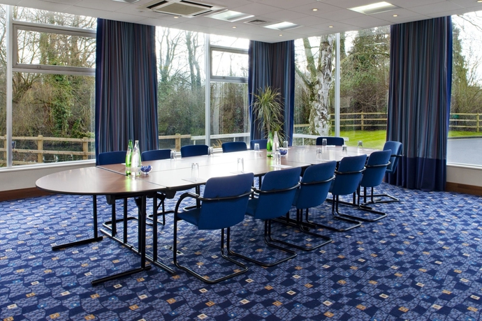 Imagen de los interiores del Hotel Holiday Inn London - Shepperton, An Ihg. Foto 7