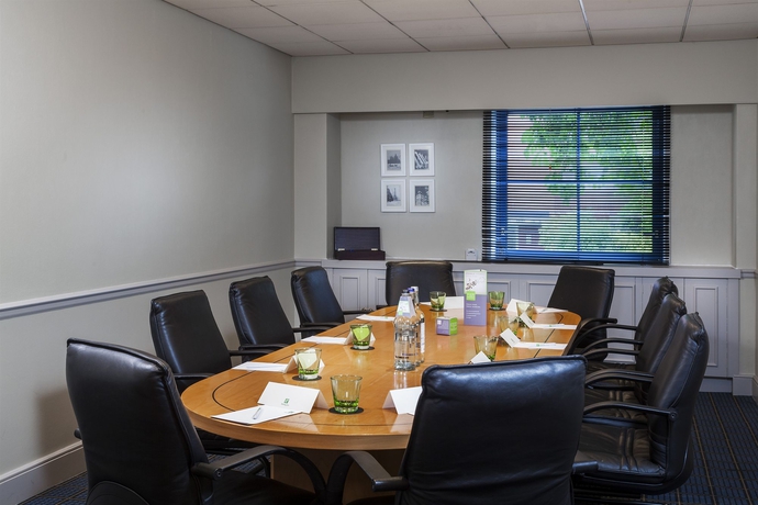 Imagen de los interiores del Hotel Holiday Inn London - Sutton, An Ihg. Foto 13