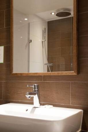 Imagen de la habitación del Hotel Holiday Inn London Wembley. Foto 14