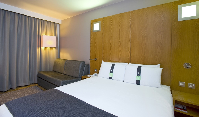 Imagen de la habitación del Hotel Holiday Inn London West. Foto 10