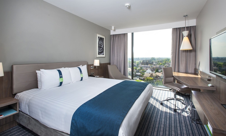 Imagen de la habitación del Hotel Holiday Inn London West. Foto 11