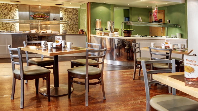 Imagen del bar/restaurante del Hotel Holiday Inn London-bexley, An Ihg. Foto 2