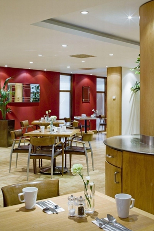 Imagen general del Hotel Holiday Inn London-gatwick Airport, An Ihg. Foto 6