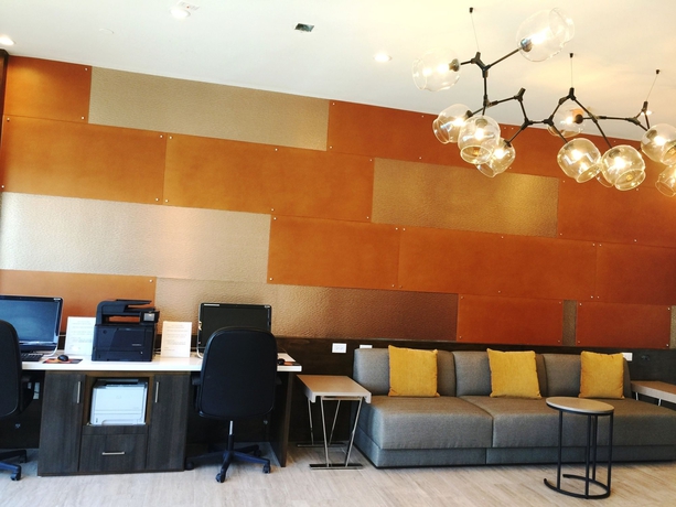 Imagen de los interiores del Hotel Holiday Inn Long Beach Airport and Conference Center, An Ihg. Foto 10