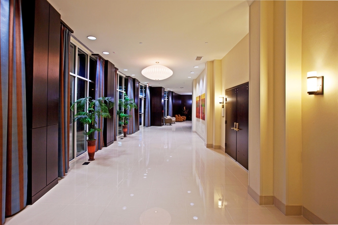 Imagen de los interiores del Hotel Holiday Inn Louisville Airport - Fair/expo, An Ihg. Foto 12