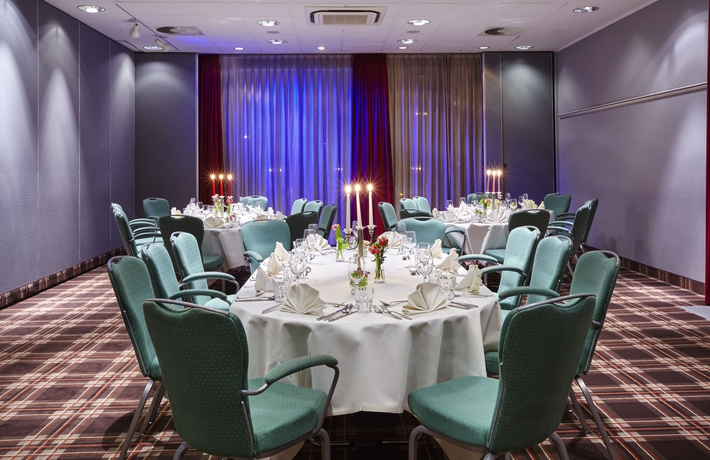 Imagen de los interiores del Hotel Holiday Inn Luebeck, An Ihg. Foto 14