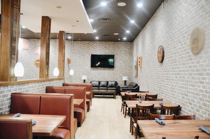 Imagen del bar/restaurante del Hotel Holiday Inn Lumberton, an IHG. Foto 3