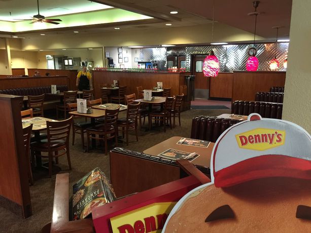 Imagen del bar/restaurante del Hotel Holiday Inn Lumberton, an IHG. Foto 6