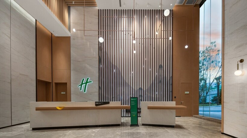 Imagen de los interiores del Hotel Holiday Inn Luzhou Longjian, An Ihg Hotel. Foto 38