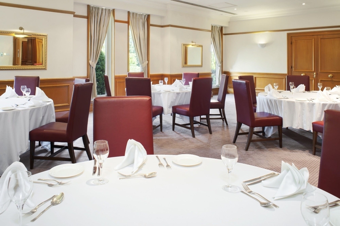 Imagen del bar/restaurante del Hotel Holiday Inn Maidstone-sevenoaks, An Ihg. Foto 2