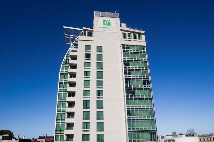 Imagen de los exteriores del Hotel Holiday Inn Manhattan View. Foto 7