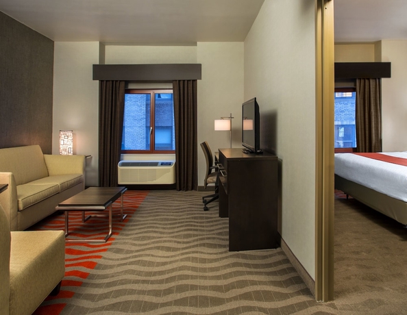 Imagen de la habitación del Hotel Holiday Inn Manhattan-financial District. Foto 7