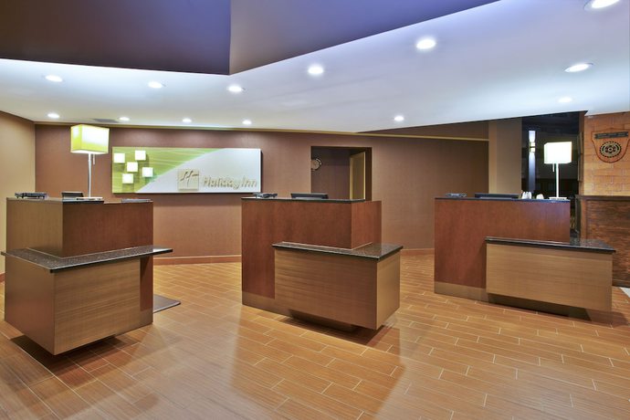 Imagen de los interiores del Hotel Holiday Inn Manitowoc, An Ihg. Foto 17