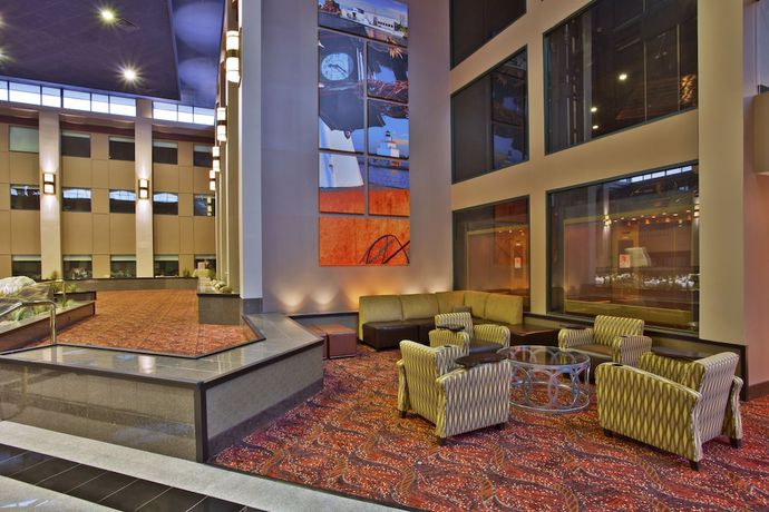 Imagen de los interiores del Hotel Holiday Inn Manitowoc, An Ihg. Foto 18