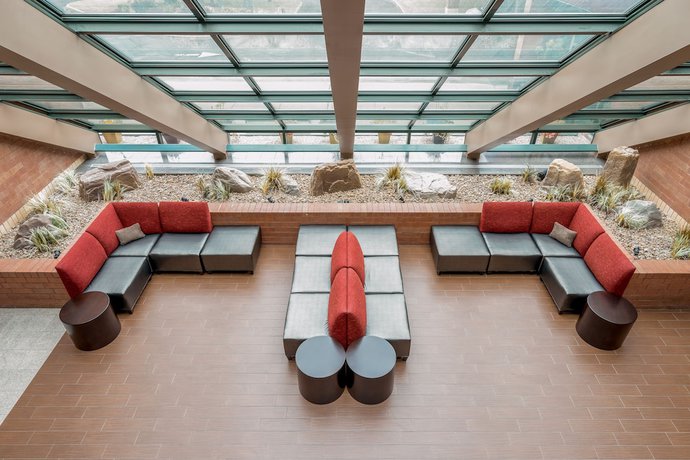 Imagen de los interiores del Hotel Holiday Inn Manitowoc, An Ihg. Foto 20