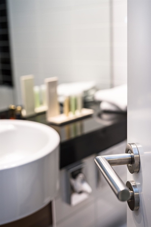 Imagen de la habitación del Hotel Holiday Inn Marseille Airport. Foto 5