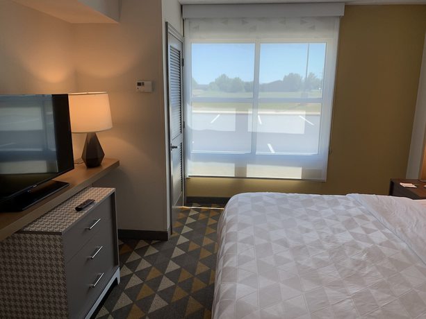 Imagen de la habitación del Hotel Holiday Inn Martinsburg, an IHG. Foto 2