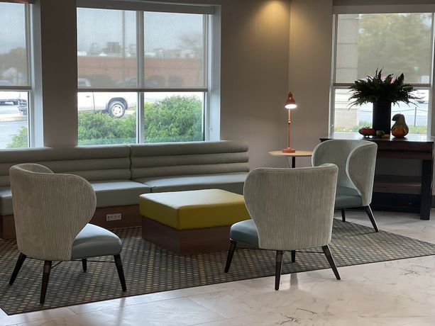 Imagen de los interiores del Hotel Holiday Inn Martinsburg, an IHG. Foto 18