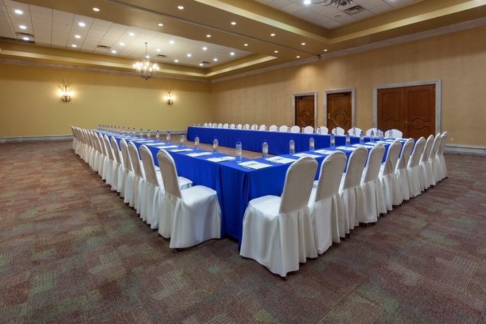 Imagen de los interiores del Hotel Holiday Inn Matamoros, An Ihg. Foto 15