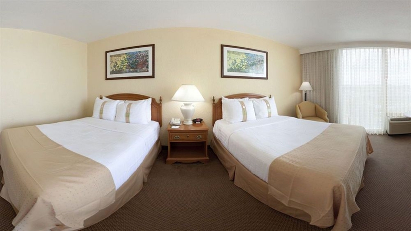 Imagen de la habitación del Hotel Holiday Inn Mayaguez and Tropical Casino, An Ihg. Foto 3