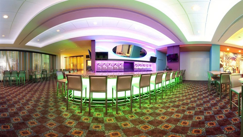 Imagen del bar/restaurante del Hotel Holiday Inn Mayaguez and Tropical Casino, An Ihg. Foto 1