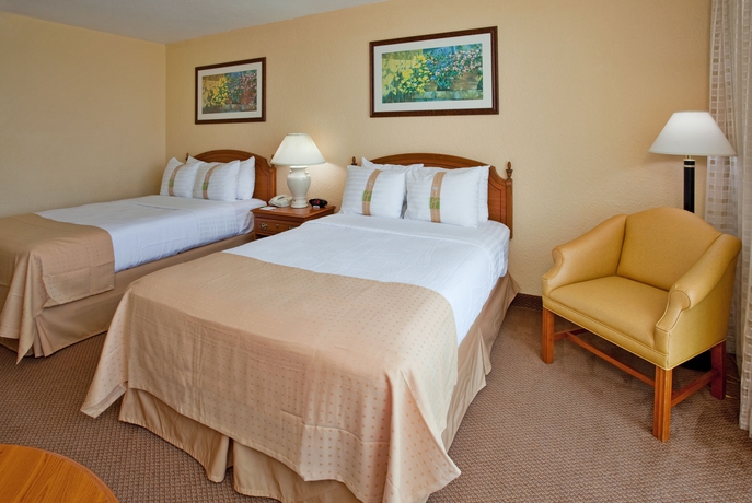 Imagen de la habitación del Hotel Holiday Inn Mayaguez and Tropical Casino, An Ihg. Foto 7