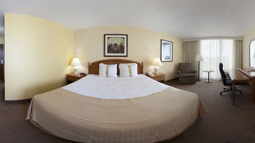 Imagen de la habitación del Hotel Holiday Inn Mayaguez and Tropical Casino, An Ihg. Foto 10