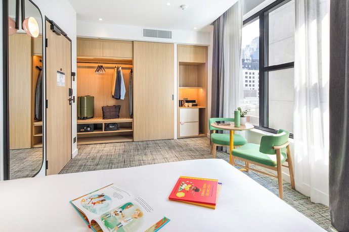 Imagen de la habitación del Hotel Holiday Inn Melbourne Bourke Street Mall by IHG. Foto 8
