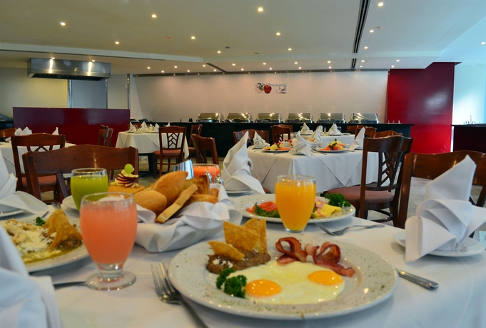 Imagen del bar/restaurante del Hotel Holiday Inn Mexico Buenavista, An Ihg. Foto 3