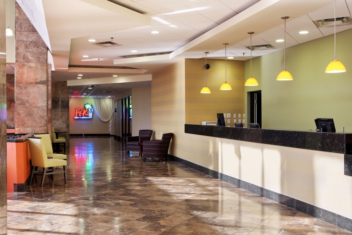 Imagen de los interiores del Hotel Holiday Inn Miami West - Airport Area, An Ihg. Foto 16
